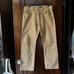 Banana Republic Linen/Cotten blend Men’s Pant. 33 waist. 30 length.